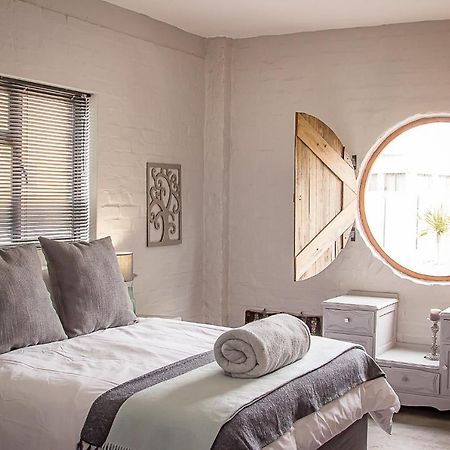 Apartamento Dragon Tree Yzerfontein Exterior foto